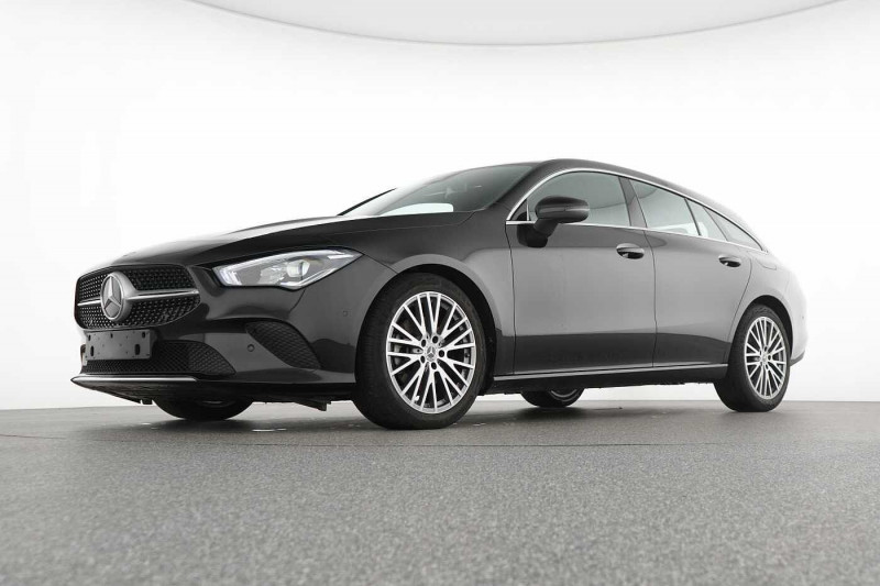 Occasion MERCEDES-BENZ CLA 180 Shooting Brake CLA 180 d Shooting Brake Progressive 2023 Noir 32890 € à Liège