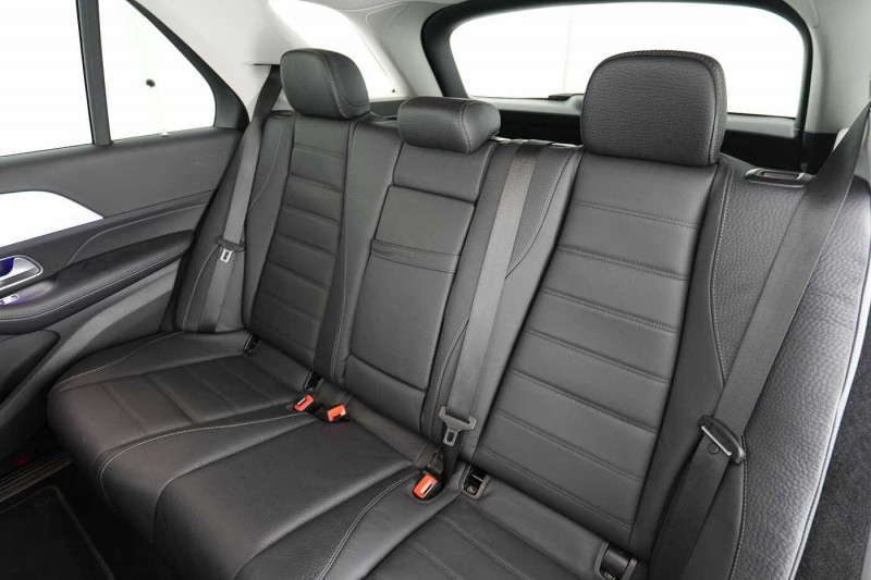 Occasion MERCEDES-BENZ GLE GLE 350 de 4MATIC AMG Line 2023 Argent 76890 € à Liège