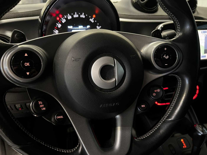 Used SMART Fortwo Coupe BRABUS fortwo Xclusive 2018 Rose € 20890 in Liège
