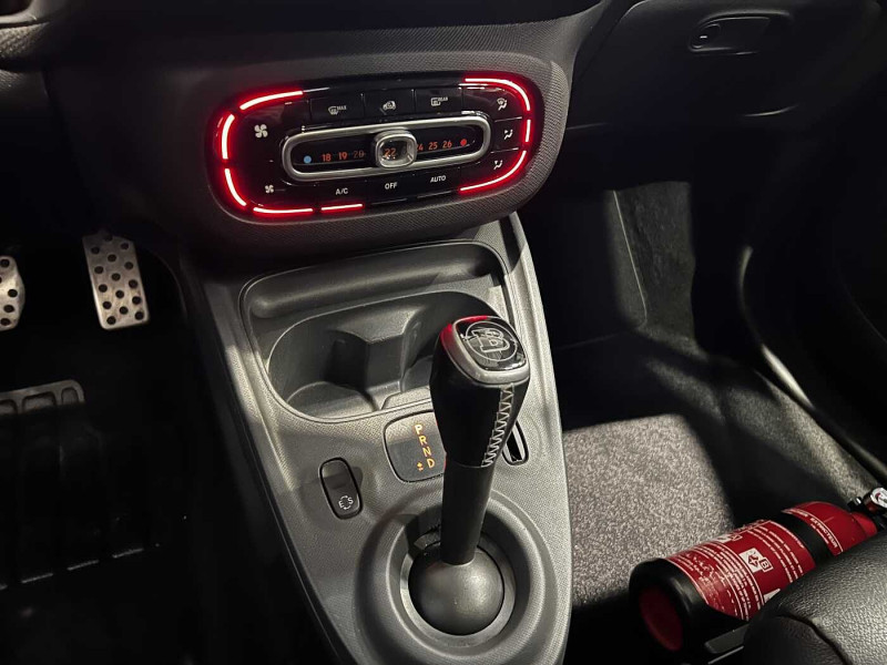 Used SMART Fortwo Coupe BRABUS fortwo Xclusive 2018 Rose € 20890 in Liège