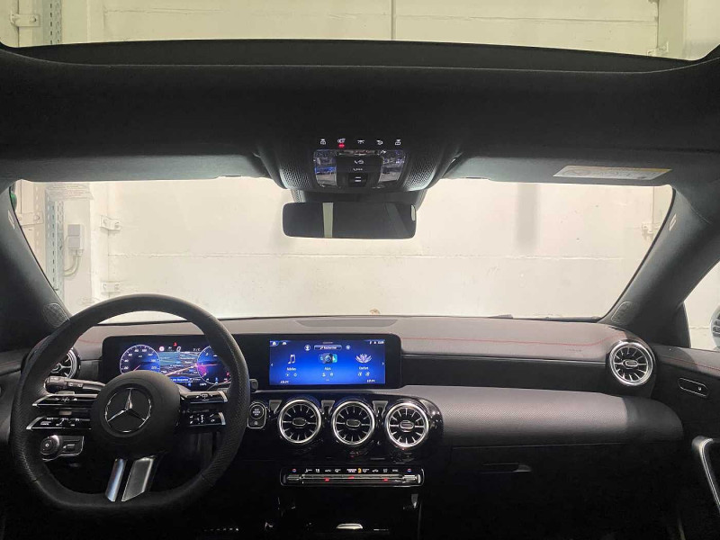 Occasion MERCEDES-BENZ CLA CLA 200 d Shooting Brake AMG Line 2023 Blanc 40890 € à Liège
