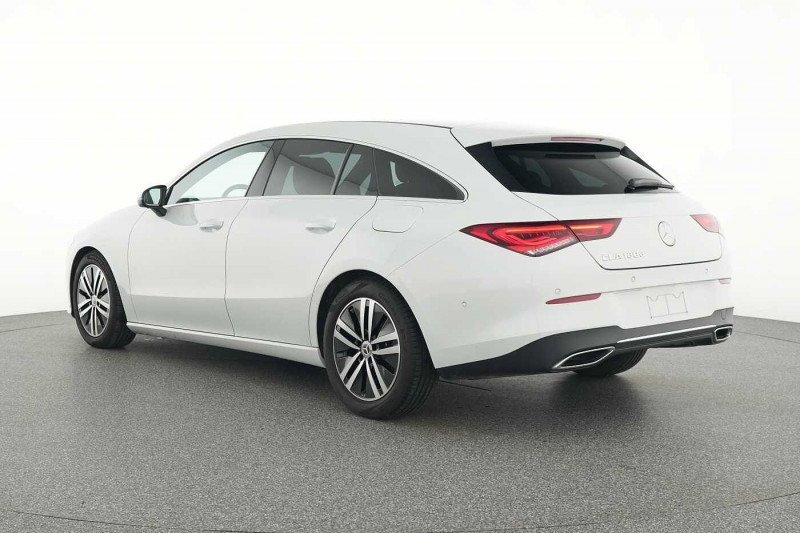 Used MERCEDES-BENZ CLA CLA 180 d Shooting Brake Progressive 2022 Argent € 26890 in Liège