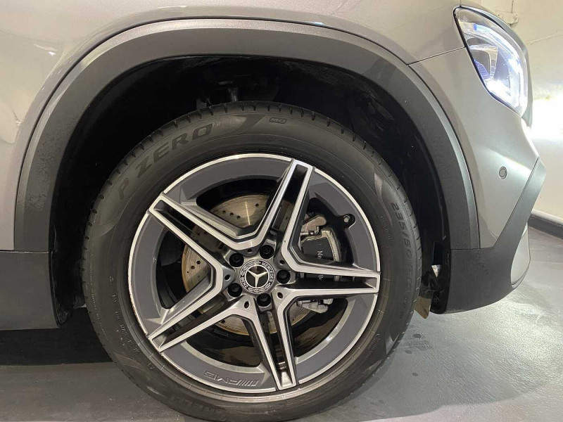 Occasion MERCEDES-BENZ GLB 180 GLB 180 AMG Line 7 places 2023 Gris 45890 € à Liège