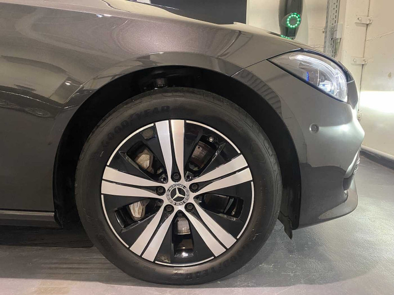 Occasion MERCEDES-BENZ Classe C C 300 e Break Avantgarde 2023 Gris 40900 € à Liège
