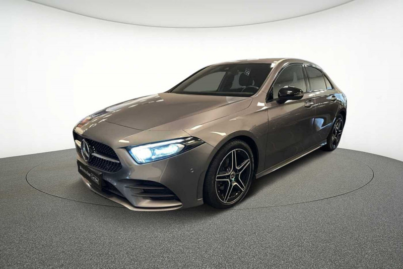 Occasion MERCEDES-BENZ Classe A A 200 d Berline 4MATIC AMG Line 2022 Gris 29890 € à Liège
