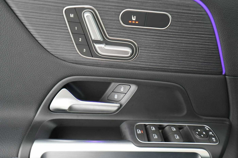 Occasion MERCEDES-BENZ EQB 350 EQB 350 4MATIC Progressive 2023 Gris 41900 € à Liège