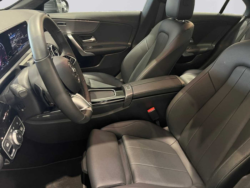 Used MERCEDES-BENZ CLA CLA 180 Coupé 2024 Gris € 33890 in Liège