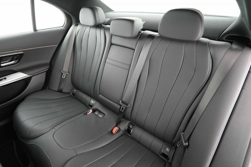 Occasion MERCEDES-BENZ Classe E E 220 d Berline 2024 Noir 54890 € à Liège