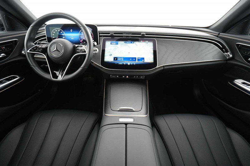 Occasion MERCEDES-BENZ Classe E E 220 d Berline 2024 Noir 52900 € à Liège