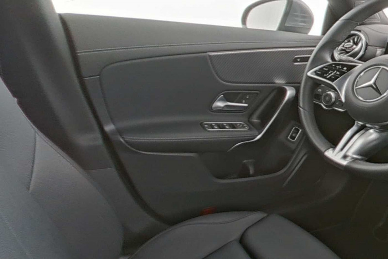 Occasion MERCEDES-BENZ CLA CLA 180 d Coupé 2024 Gris 33890 € à Liège