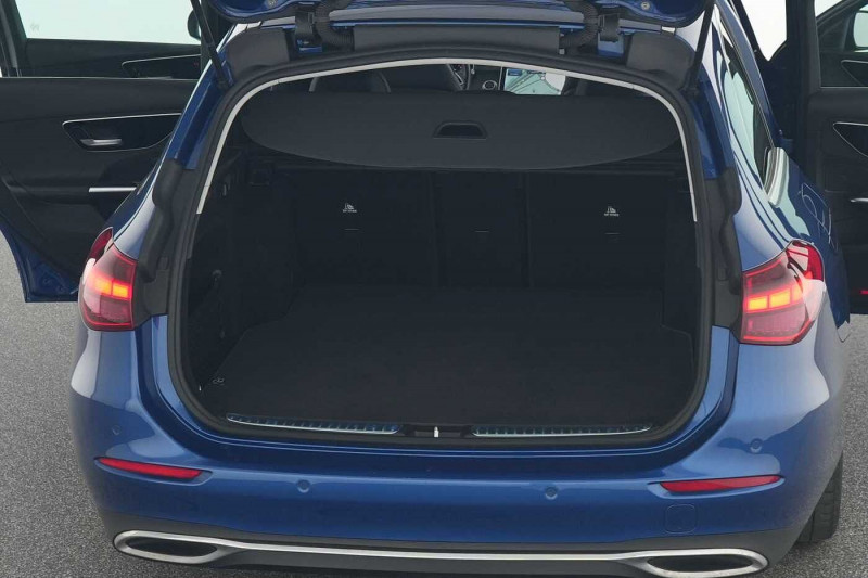 Occasion MERCEDES-BENZ Classe C C 200 d Break Progressive 2023 Noir 33890 € à Liège