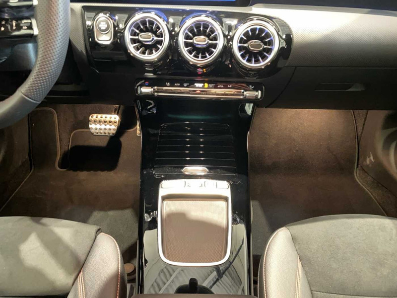 Occasion MERCEDES-BENZ Classe A A 180 AMG Line 2024 Gris 34890 € à Liège