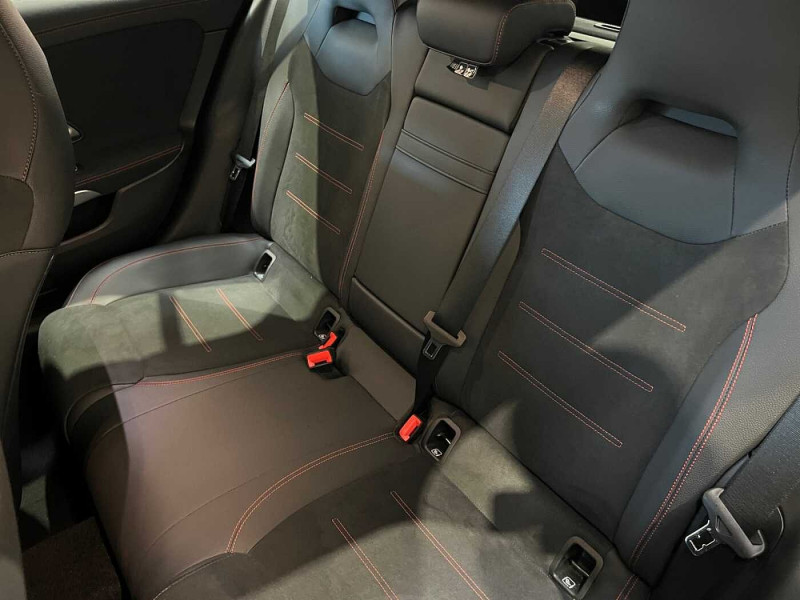 Occasion MERCEDES-BENZ CLA CLA 250 e AMG Line Shooting Brake 2024 Noir 39890 € à Liège