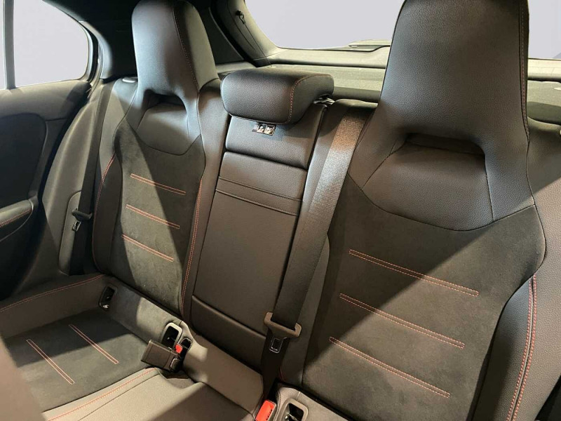 Occasion MERCEDES-BENZ Classe A A 180 AMG Line 2024 Gris 34890 € à Liège