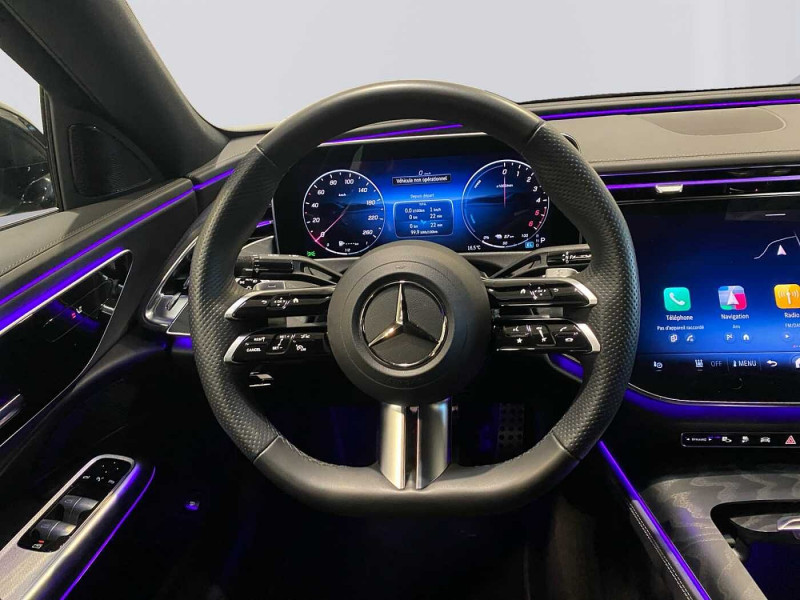 Occasion MERCEDES-BENZ E 300 E 300 de 4MATIC AMG Line 2024 Gris 64890 € à Liège
