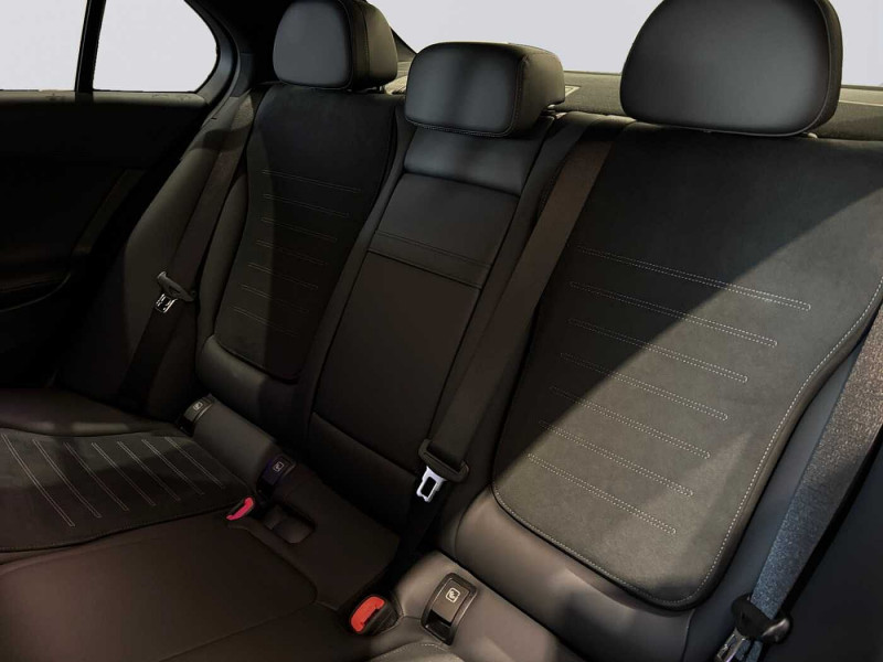 Occasion MERCEDES-BENZ Classe C C 200 d Berline AMG Line 2024 Noir 48890 € à Liège