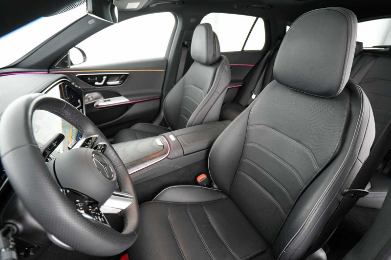 Occasion MERCEDES-BENZ E 300 E 300 e Break AMG Line 2024 Bleu 64890 € à Verviers