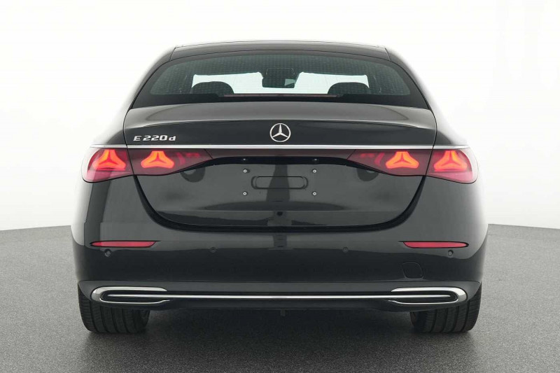 Occasion MERCEDES-BENZ Classe E E 220 d Berline 2024 Noir 52900 € à Verviers