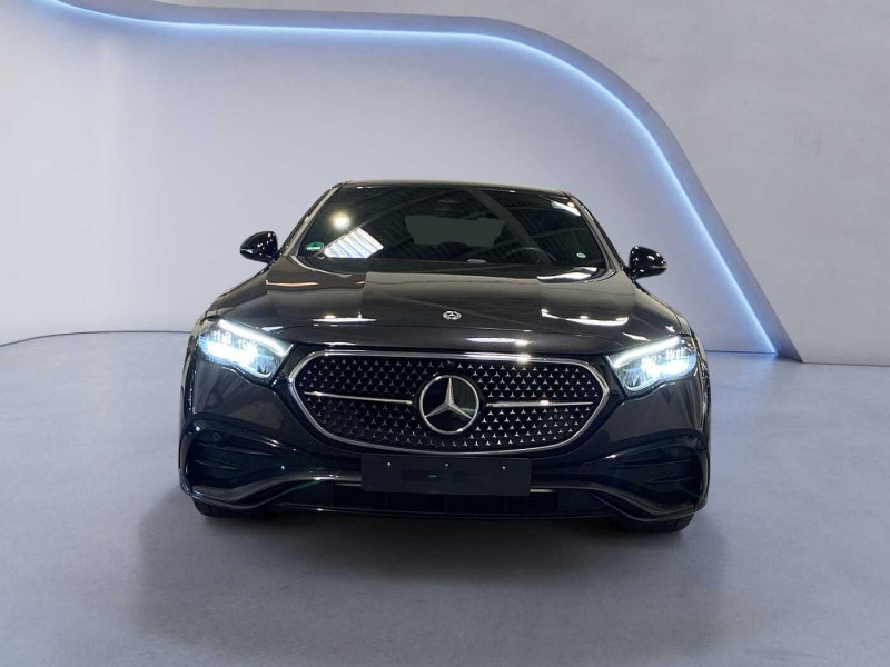 Occasion MERCEDES-BENZ E 300 E 300 de 4MATIC AMG Line 2024 Gris 64890 € à Verviers