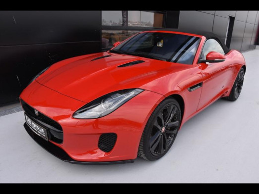 Occasion JAGUAR F-Type Cabriolet 2.0 T 300ch BVA8 2019 Rouge Métal 52 990 € à Leudelange