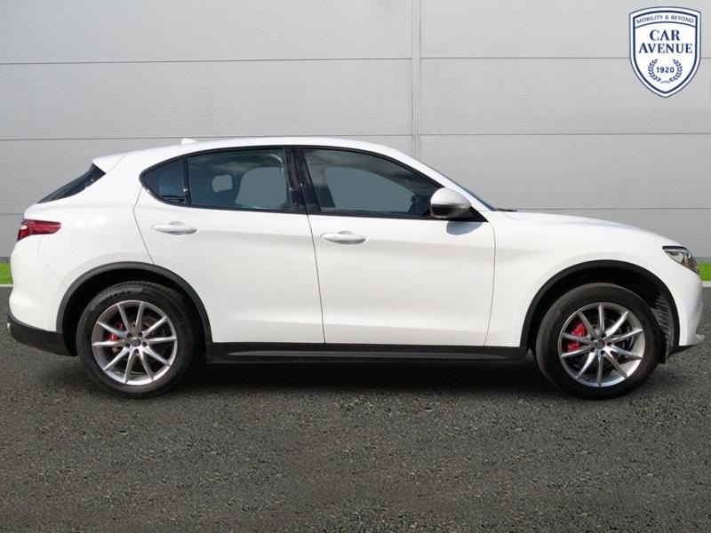 Occasion ALFA ROMEO Stelvio 2.0T 200ch Super Q4 AT8 2020 Blanc 27990 € à Leudelange