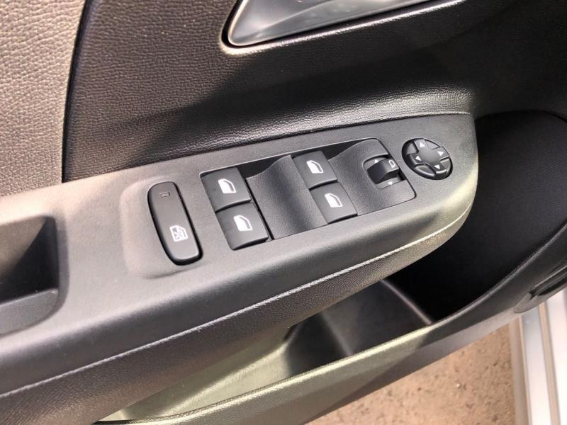 Used OPEL Corsa Corsa-e 136ch Elegance Business 2023 Gris Kristall métallisé € 18990 in Leudelange
