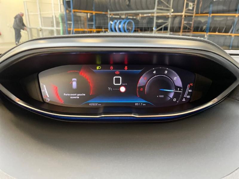Used PEUGEOT 3008 1.5 BlueHDi 130ch S&S Active Pack EAT8 2023 Bleu Célèbes (M) € 25990 in Leudelange