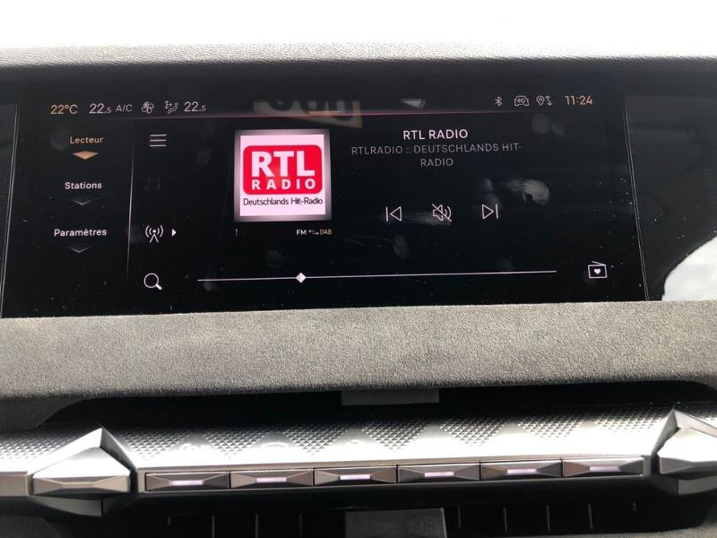 Used DS DS 4 E-TENSE 225ch Performance Line + 2023 Blanc Nacré (N) € 35490 in Leudelange