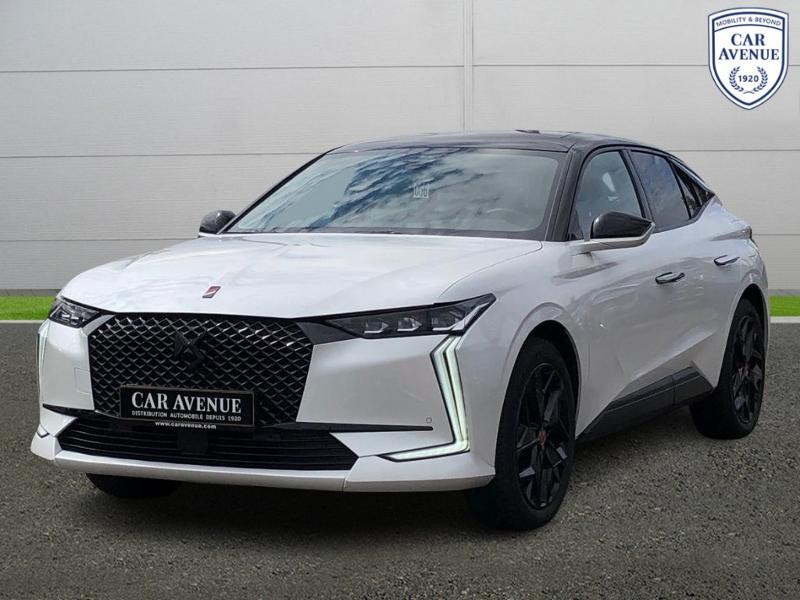 Used DS DS 4 E-TENSE 225ch Performance Line + 2023 Blanc Nacré (N) € 35490 in Leudelange