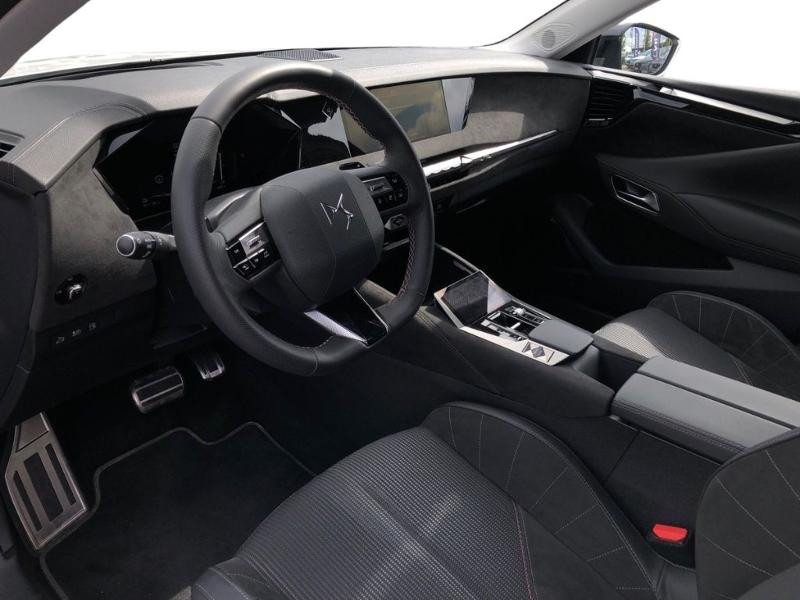 Used DS DS 4 E-TENSE 225ch Performance Line + 2023 Blanc Nacré (N) € 35490 in Leudelange