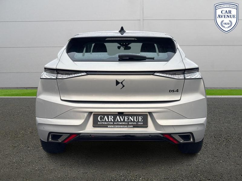 Occasion DS DS 4 BlueHDi 130ch Performance Line Automatique 2023 Blanc Nacré (N) 28990 € à Leudelange