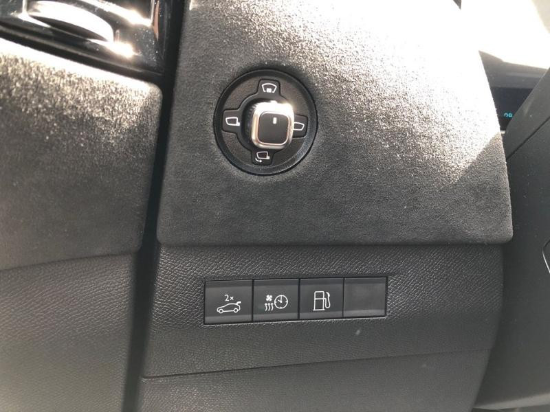 Used DS DS 4 E-TENSE 225ch Performance Line + 2023 Blanc Nacré (N) € 35490 in Leudelange