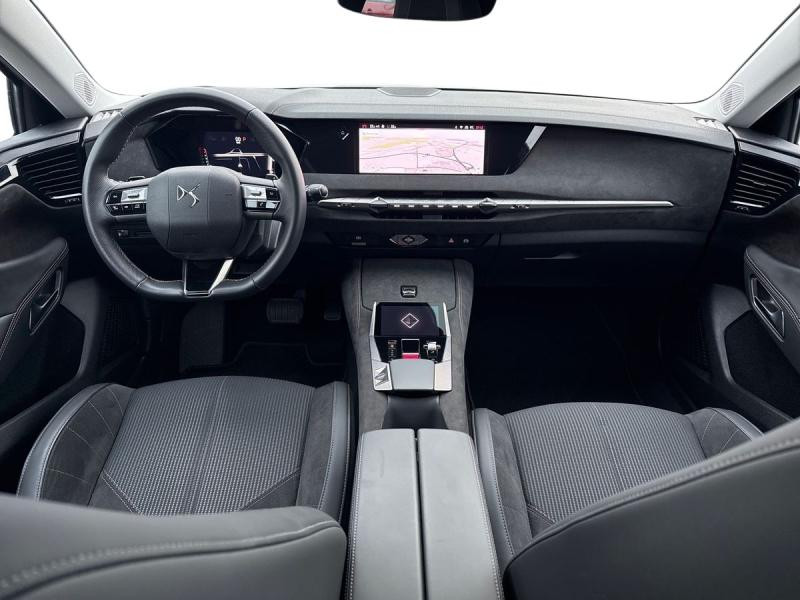 Occasion DS DS 4 BlueHDi 130ch Performance Line Automatique 2023 Blanc Nacré (N) 28990 € à Leudelange