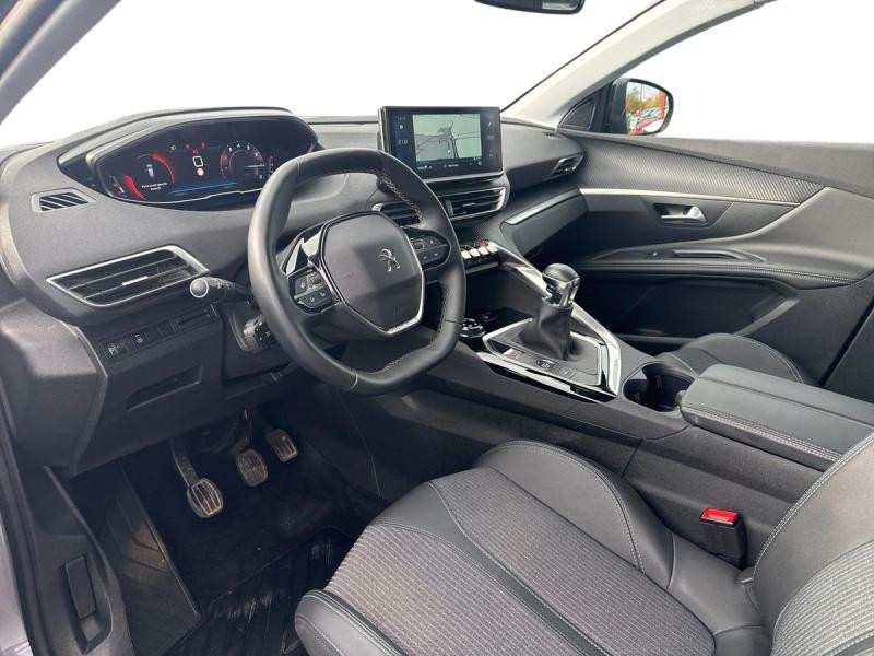 Used PEUGEOT 3008 1.2 PureTech 130ch S&S Allure Pack 2022 Gris Platinium (M) € 20990 in Leudelange
