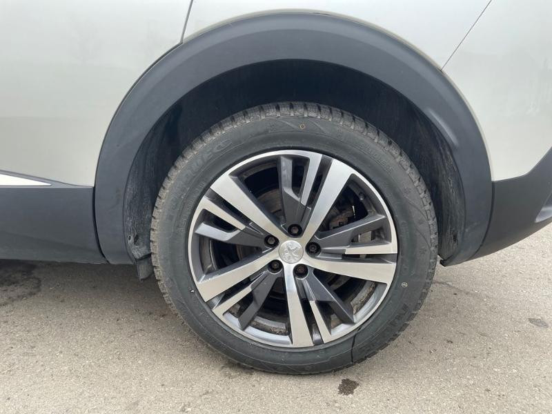 Used PEUGEOT 3008 1.5 BlueHDi 130ch S&S Allure 2021 Blanc Nacré (N) € 21990 in Leudelange