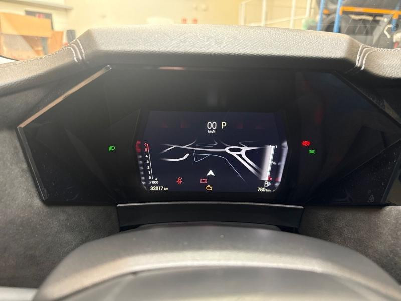 Occasion DS DS 4 BlueHDi 130ch Performance Line Automatique 2023 Rouge 28990 € à Leudelange