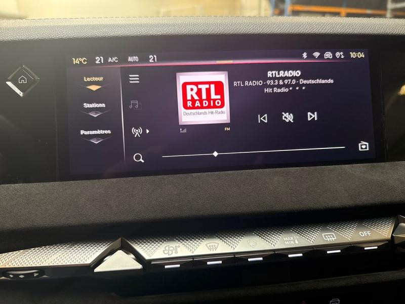 Occasion DS DS 4 BlueHDi 130ch Performance Line Automatique 2023 Rouge 28990 € à Leudelange