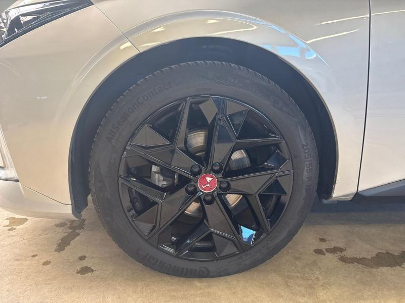 Occasion DS DS 4 BlueHDi 130ch Performance Line Automatique 2023 Rouge 28990 € à Leudelange