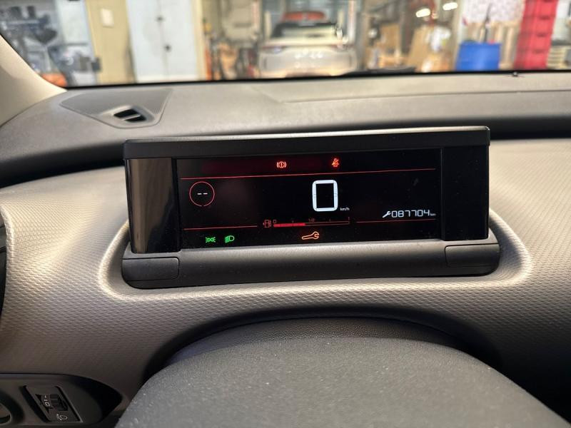 Occasion CITROEN C4 Cactus PureTech 130ch S&S Shine 2018 Pack Color Glossy Black 10490 € à Leudelange