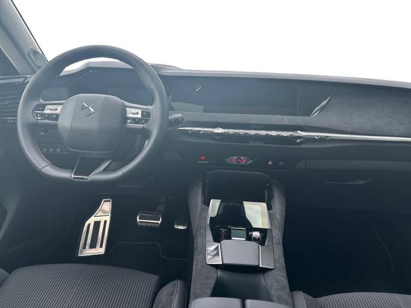 Occasion DS DS 4 E-TENSE 225ch Performance Line + 2023 Rouge 34950 € à Leudelange