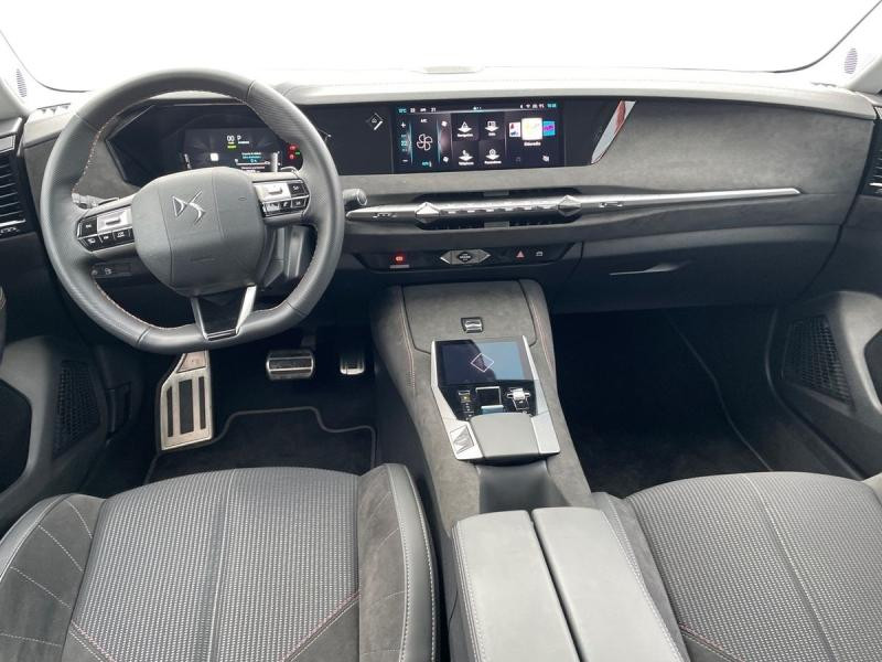 Used DS DS 4 E-TENSE 225ch Performance Line + 2023 Blanc Nacré (N) € 34990 in Leudelange