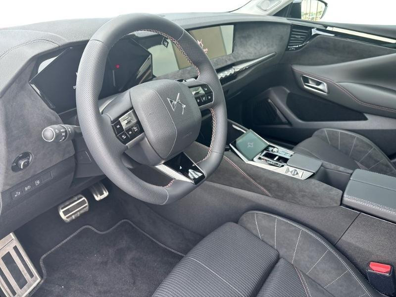 Occasion DS DS 4 E-TENSE 225ch Performance Line + 2023 Rouge 34950 € à Leudelange