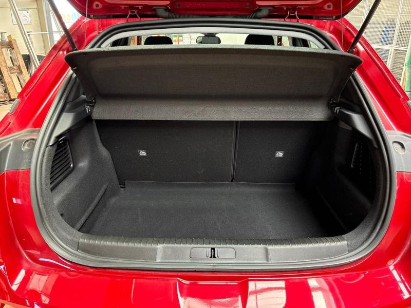 Occasion OPEL Mokka 1.2 Turbo 130ch Elegance Business BVA8 2023 Rouge Kardio métallisé 19980 € à Leudelange