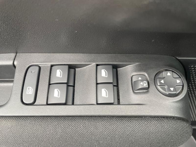 Occasion CITROEN C3 Aircross 1.2 PureTech 110ch S&S MAX 2023 Gris Platinium (M) - Perla Nera 17480 € à Leudelange