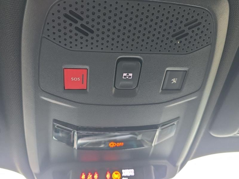 Occasion PEUGEOT 2008 e-2008 136ch GT 2023 Gris Platinium (M) 26990 € à Leudelange