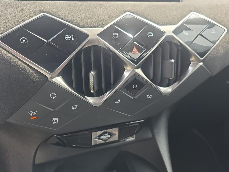 Occasion DS DS 3 PureTech 130ch Performance Line + Automatique 2023 Gris Platinium (M) 23990 € à Leudelange