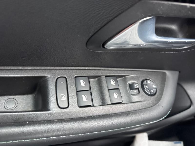 Occasion PEUGEOT 208 e-208 136ch Allure 2022 Gris Artense (M) 16990 € à Leudelange