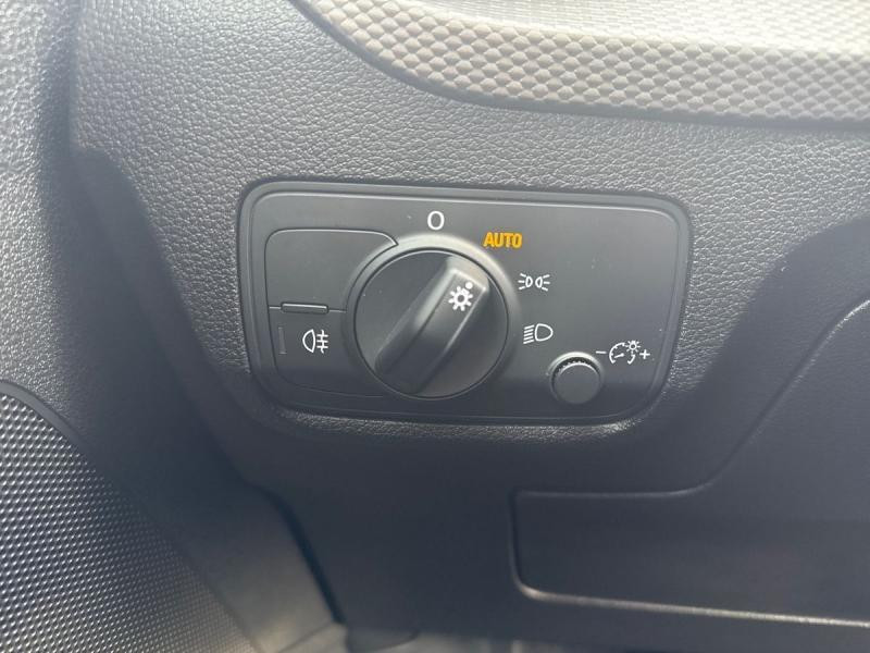 Used AUDI Q2 35 TFSI 150ch S line S tronic 7 2023 Noir Mythic métallisé € 28990 in Leudelange