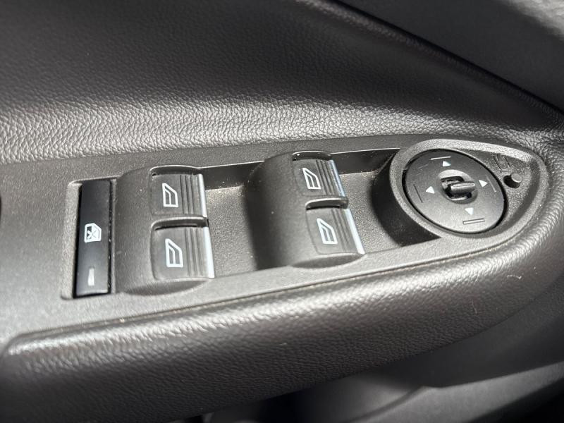 Used FORD Kuga 2.0 TDCi 150ch Stop&Start Titanium 4x2 Euro6.2 2019 Bleu Abysse € 15990 in Leudelange