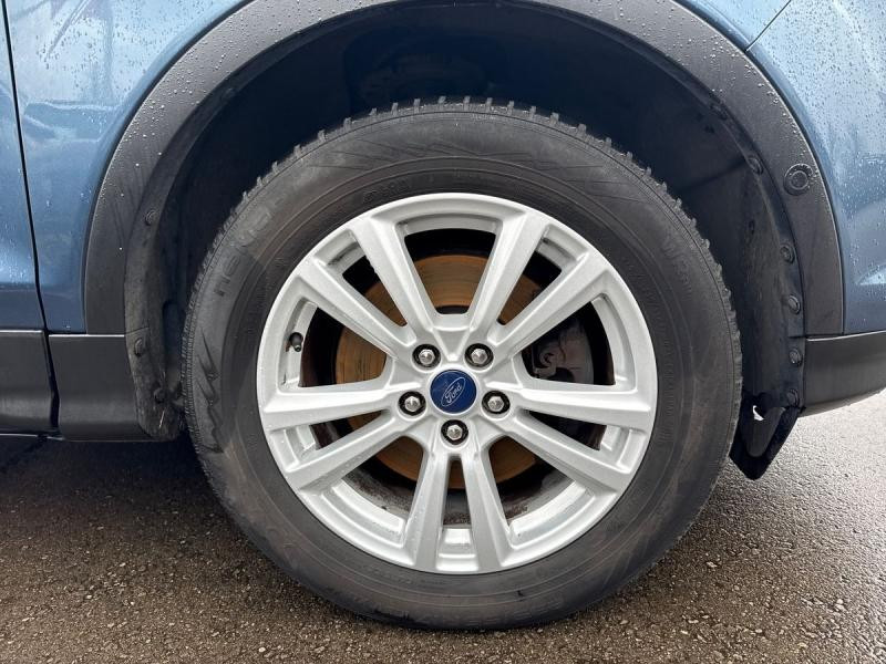 Used FORD Kuga 2.0 TDCi 150ch Stop&Start Titanium 4x2 Euro6.2 2019 Bleu Abysse € 15990 in Leudelange